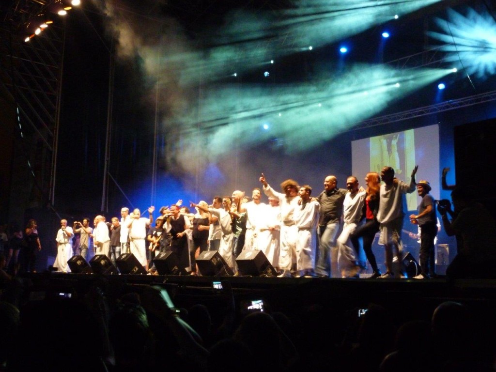 Inhumanos en el fin de fiesta