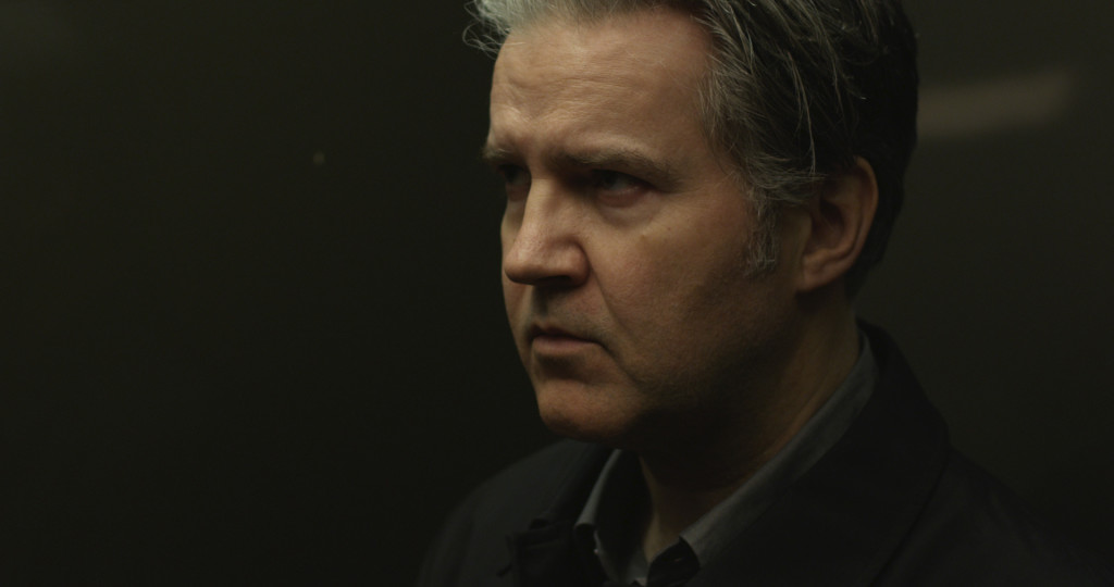 A001_C033_0417T3.0000482